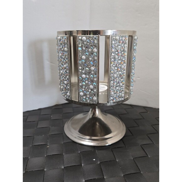 Bath & Body Works Silver Pearl Gem Rhinestones Pedestal 3-wick candle holder EUC - Picture 1 of 5